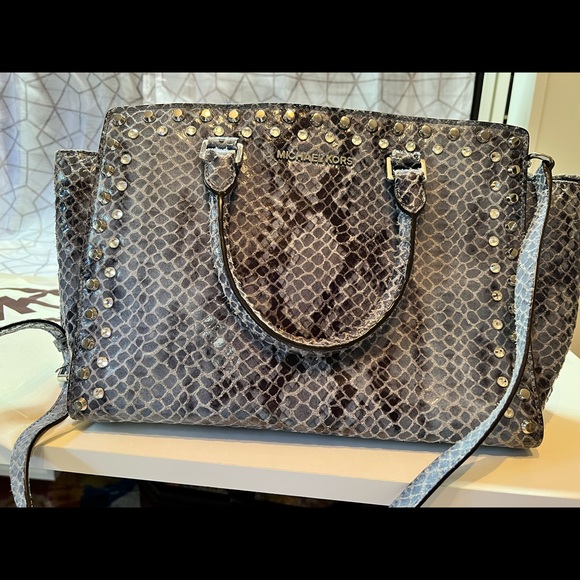 Michael Kors Leather Selma Jewel Studded Satchel w/Matching Wallet & Dust Bag - Picture 2 of 10